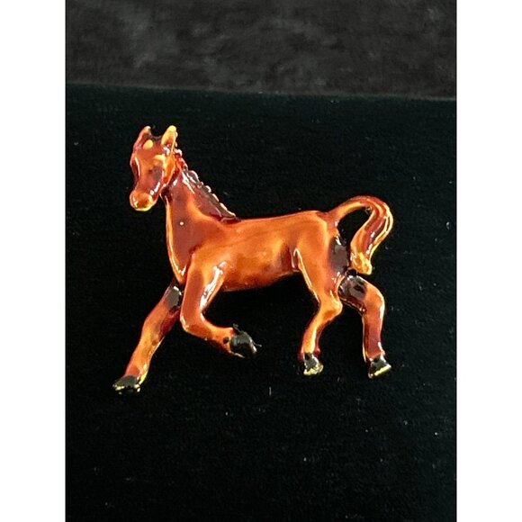 Unbranded Jewelry - Vintage Prancing Horse Enamel Pin Brooch 1950s Style Equestrian Jewelry